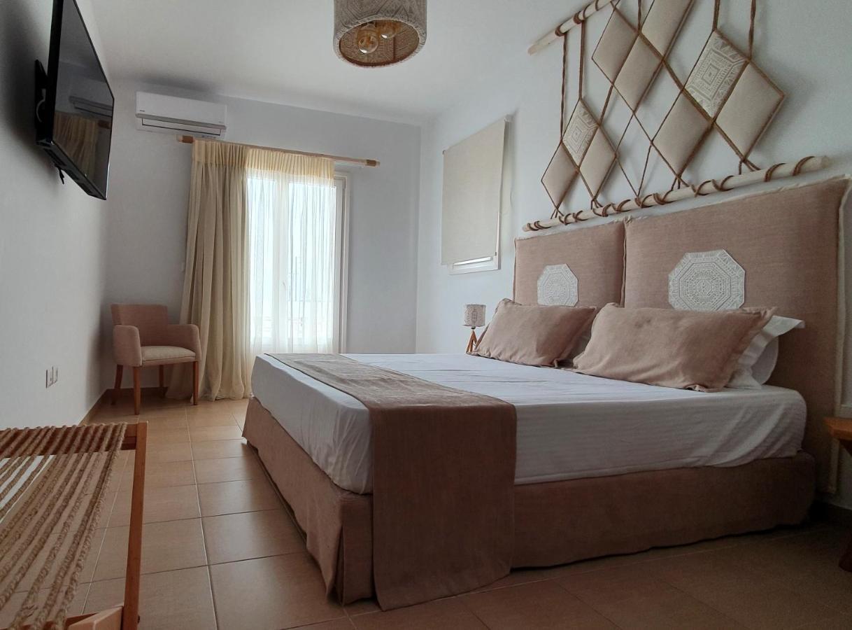 Sarakiniko Rooms Adamantas  ภายนอก รูปภาพ