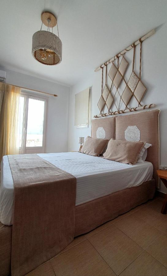 Sarakiniko Rooms Adamantas  ภายนอก รูปภาพ
