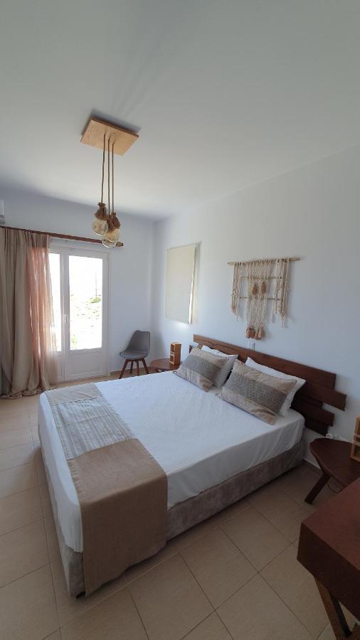 Sarakiniko Rooms Adamantas  ภายนอก รูปภาพ