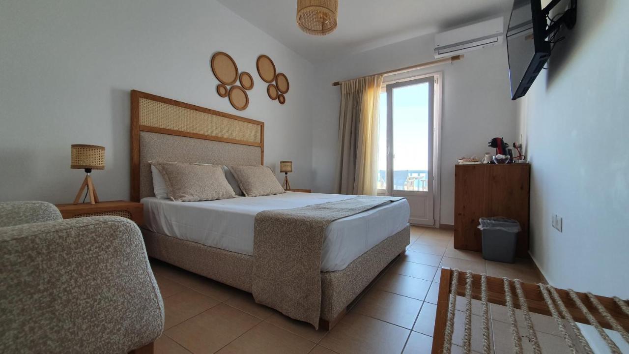 Sarakiniko Rooms Adamantas  ภายนอก รูปภาพ