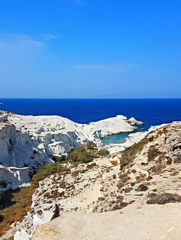 Sarakiniko Rooms Adamantas  ภายนอก รูปภาพ