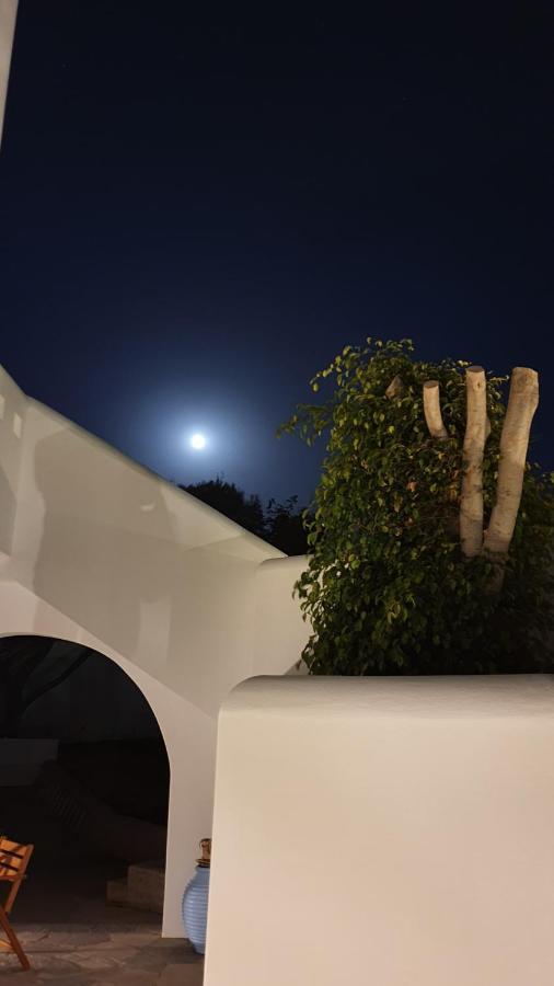 Sarakiniko Rooms Adamantas  ภายนอก รูปภาพ